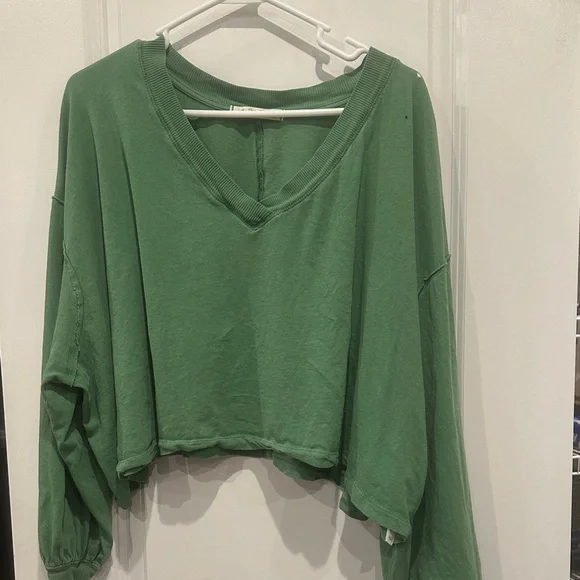 We The Free Green V-Neck Tee - Picture 1 of 14